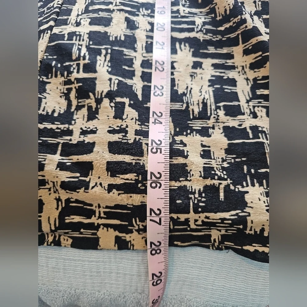Jon & Anna Abstract Print Sleeveless Blouse Black Tan – Size Large